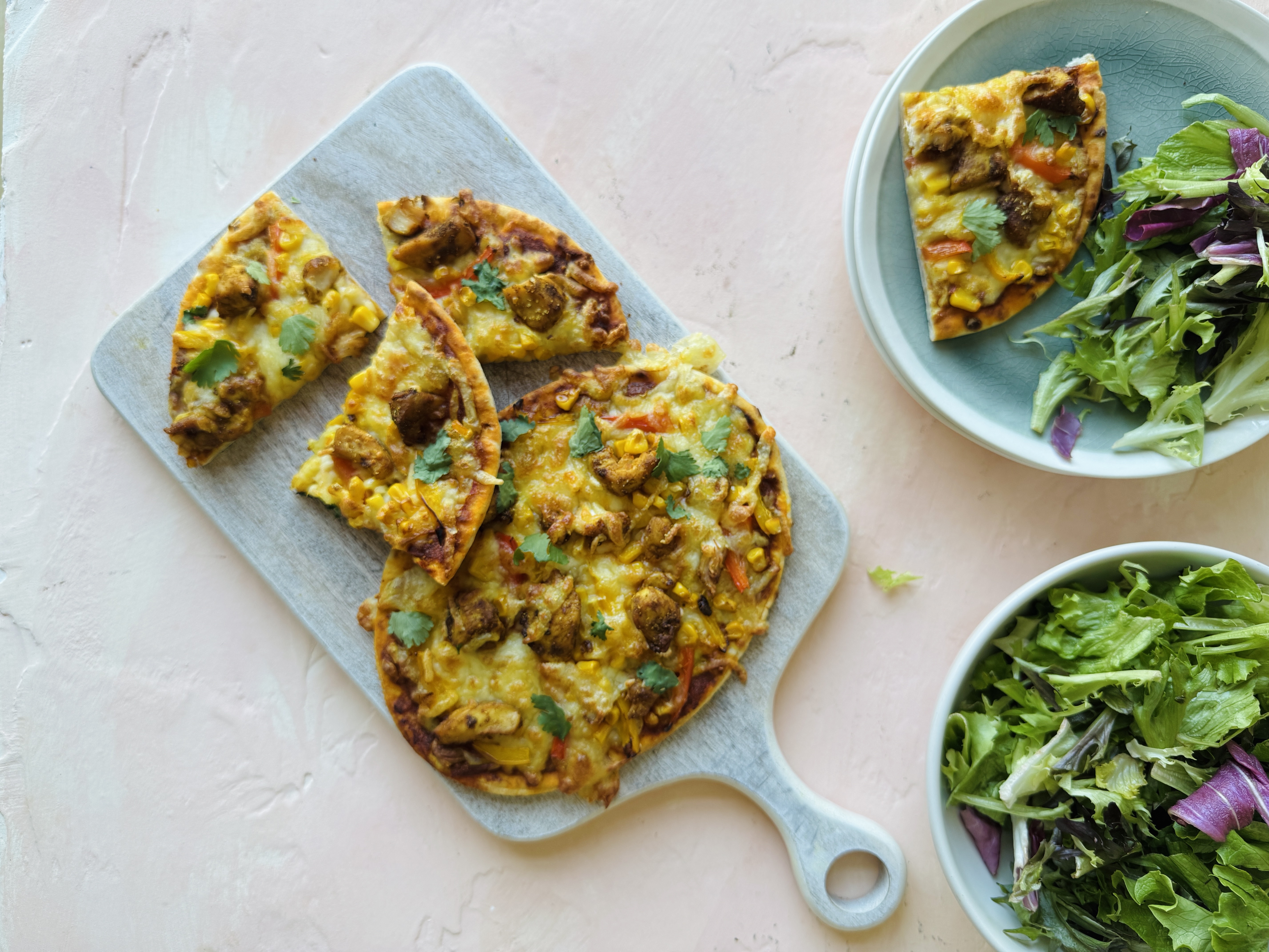 Air Fryer Chicken Tikka Flatbread Pizzas