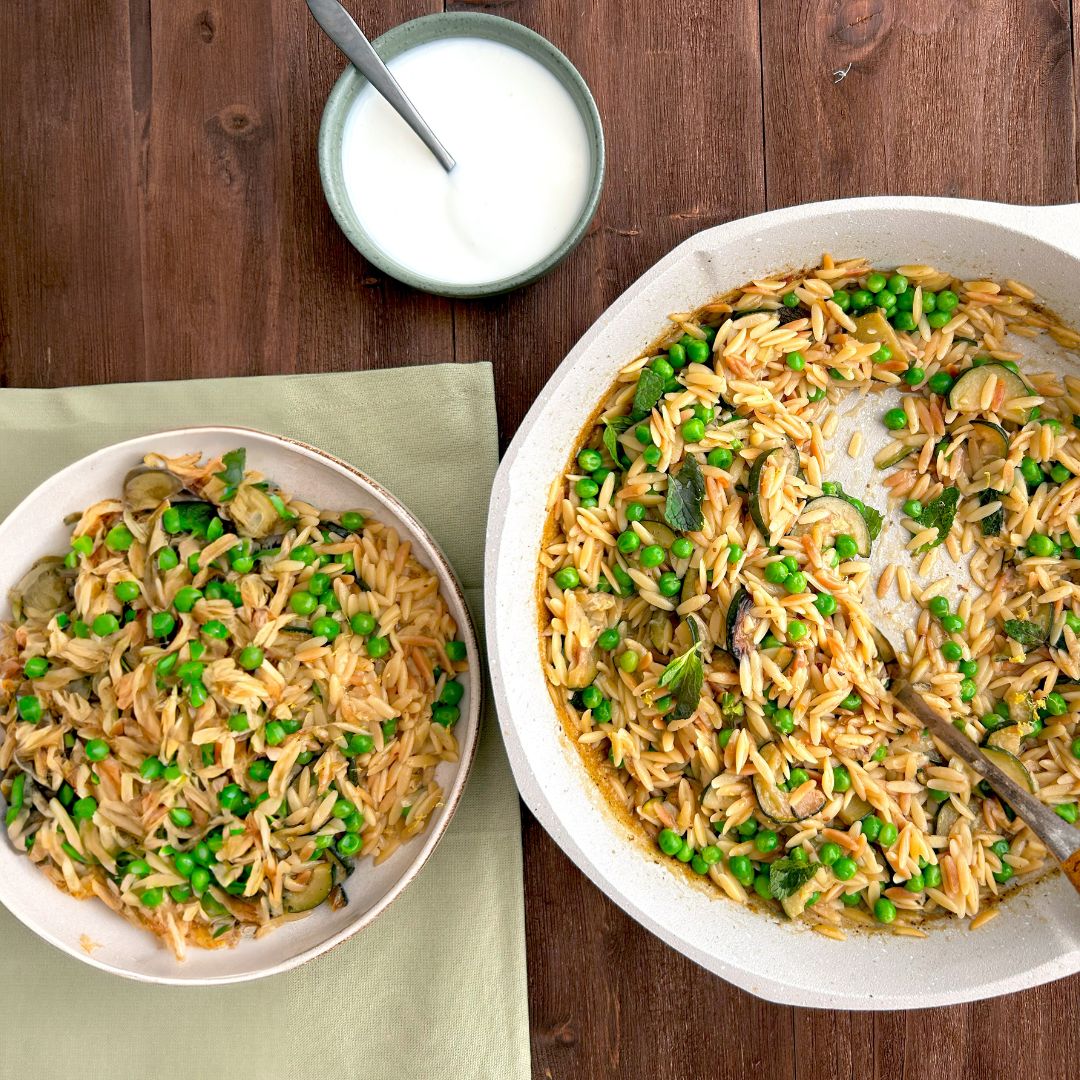 One Pan Courgette & Pea Orzotto